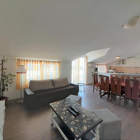 Apartments Nada Krk Island Εξωτερικό φωτογραφία