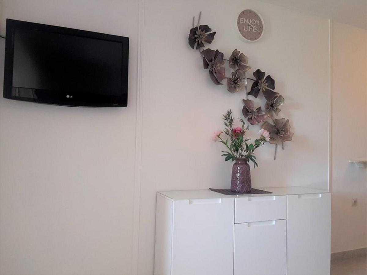 Apartments Nada Krk Island Εξωτερικό φωτογραφία