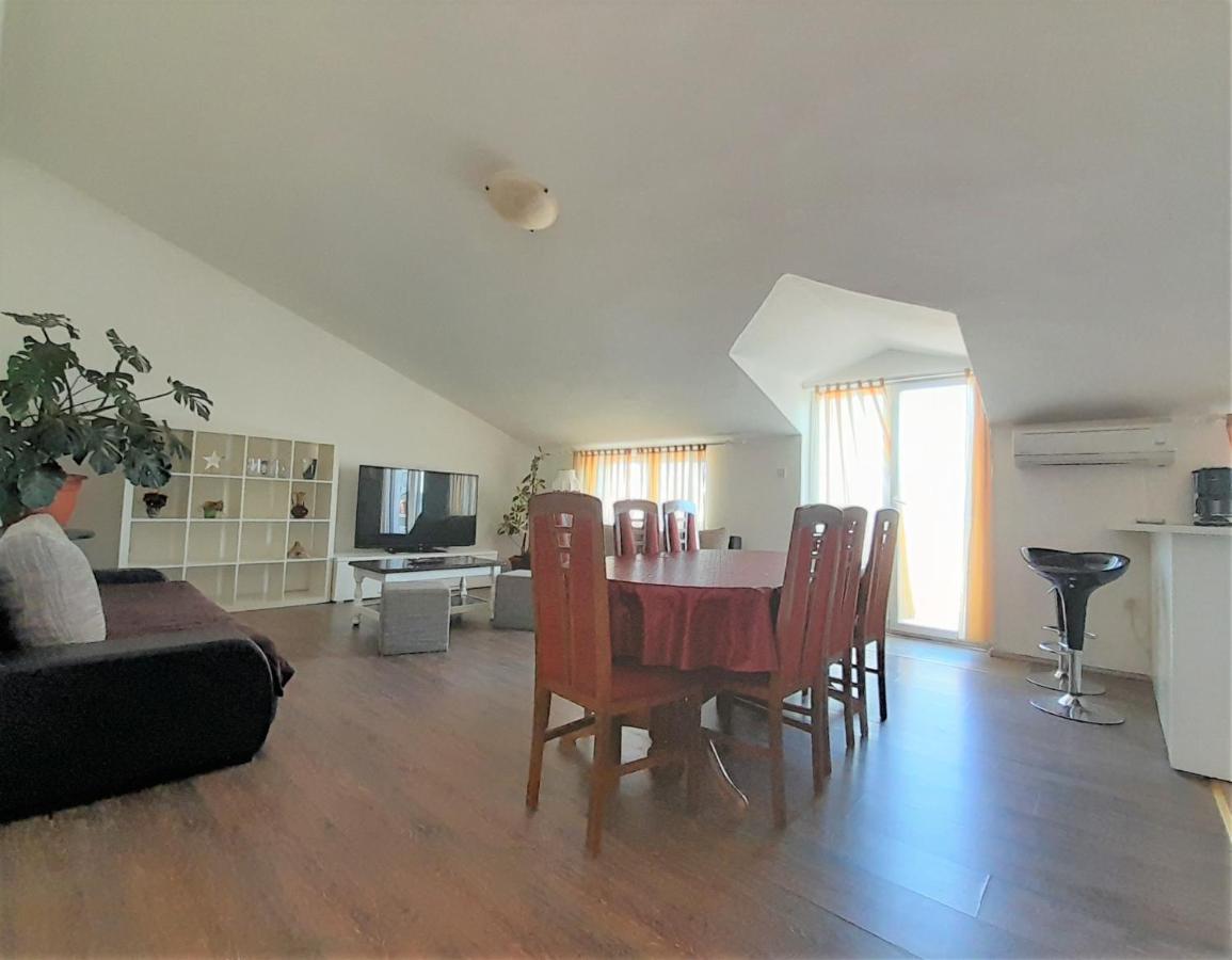Apartments Nada Krk Island Εξωτερικό φωτογραφία