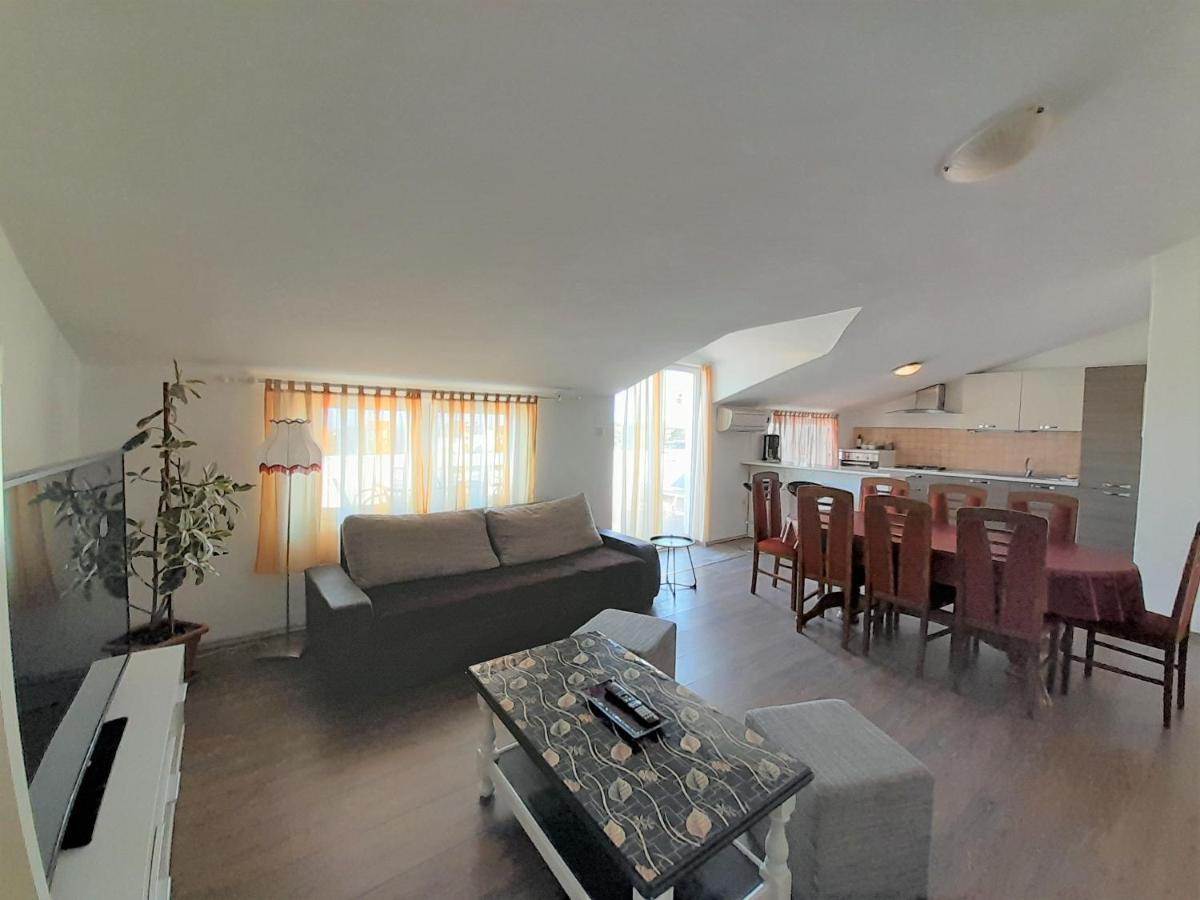 Apartments Nada Krk Island Εξωτερικό φωτογραφία
