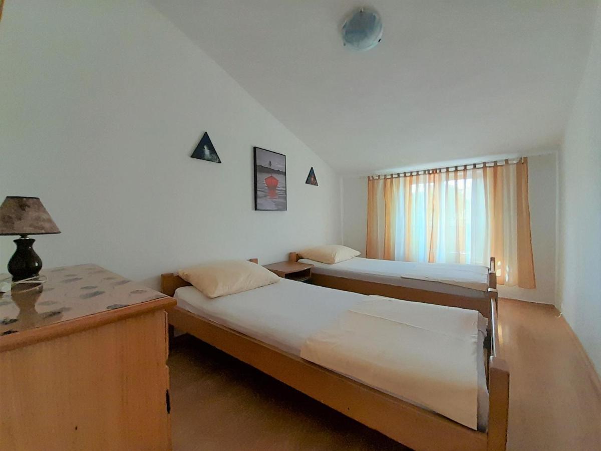 Apartments Nada Krk Island Εξωτερικό φωτογραφία